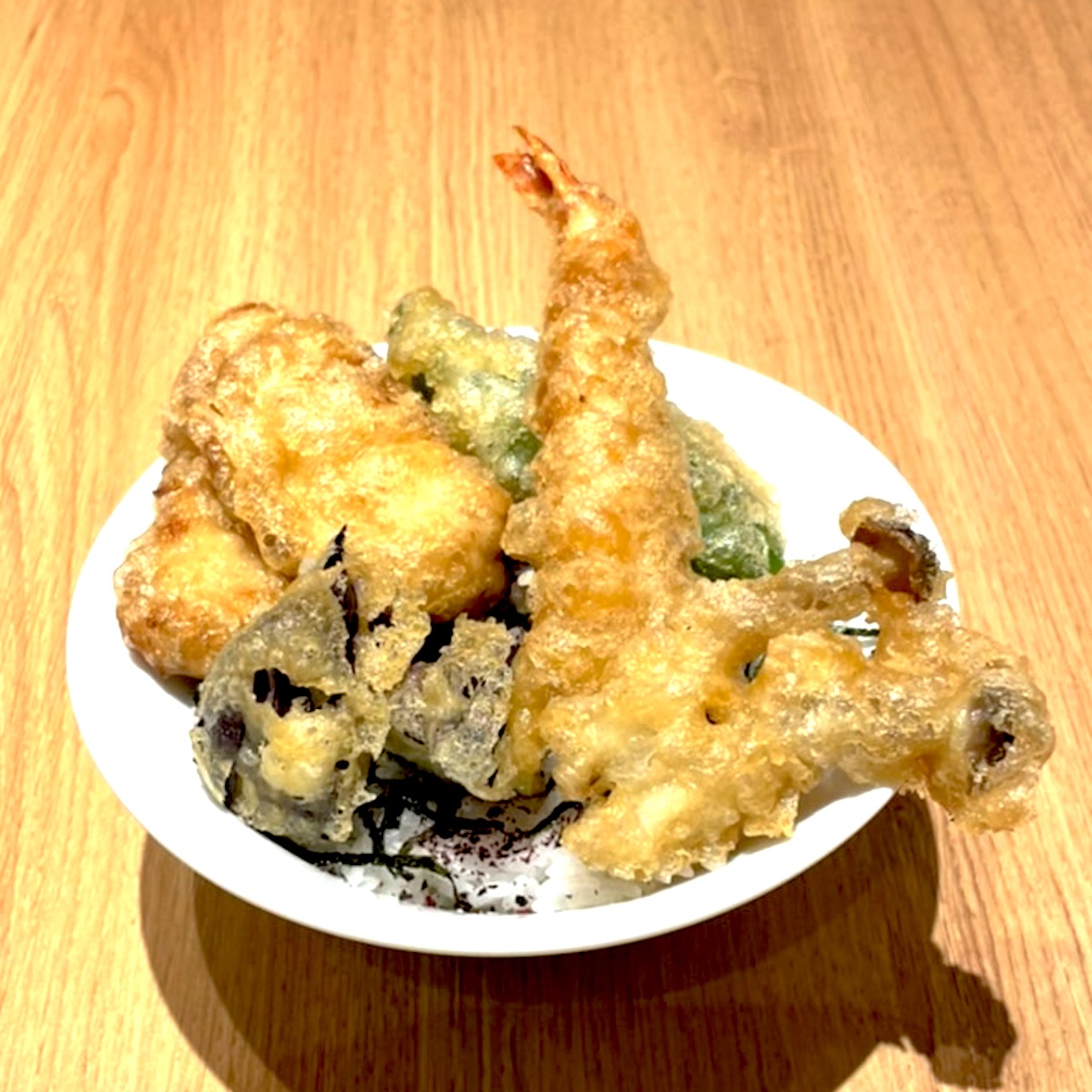 “名物塩天丼” どんぶり亭の料理写真